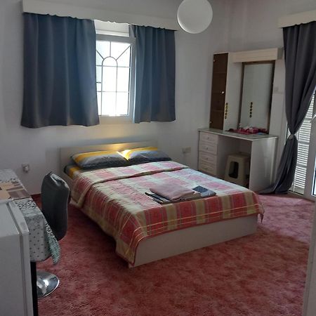 Vasilis House Apartment Dromolaxia Luaran gambar